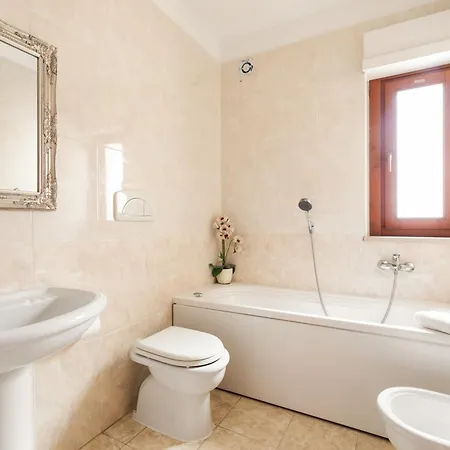 Apartment Giramondo Luxefierairport