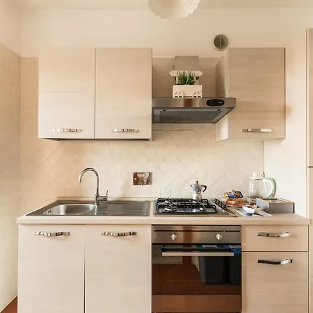 Giramondo Luxefierairport Apartment