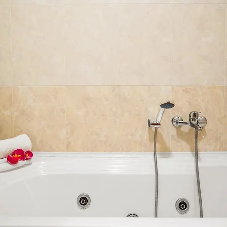 Giramondo Luxefierairport Apartment