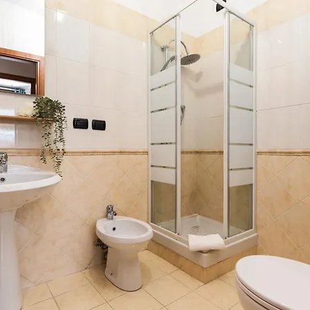 Giramondo Luxefierairport Apartment