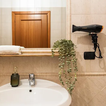 Giramondo Luxefierairport Apartment *