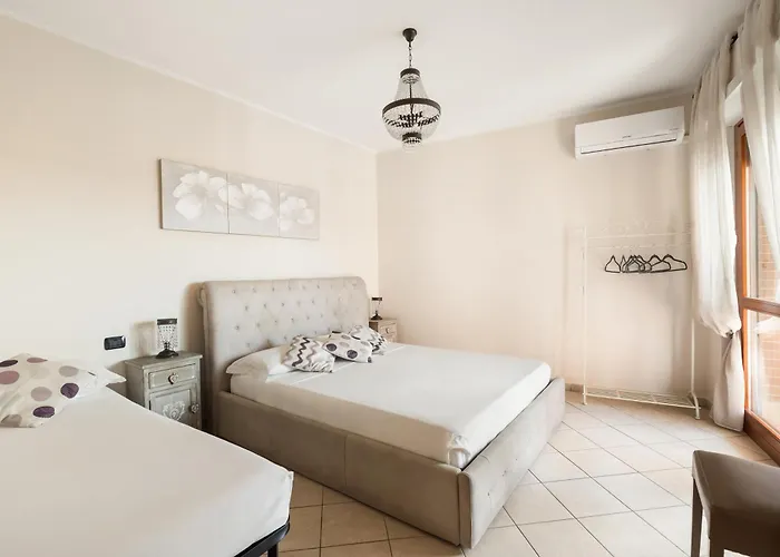 Giramondo Luxefierairport شقة *