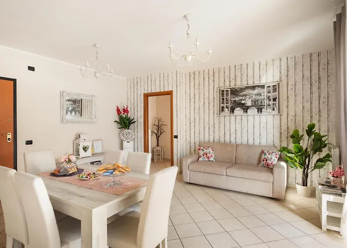 Giramondo Luxefierairport *