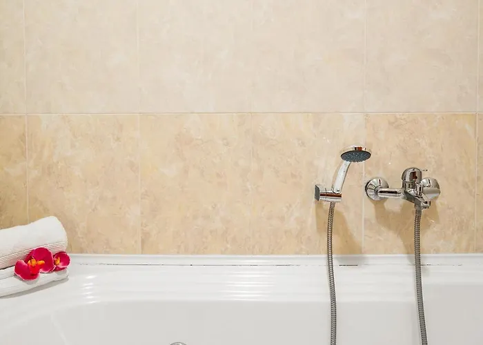 Giramondo Luxefierairport شقة