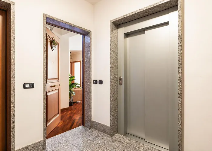 شقة Giramondo Luxefierairport