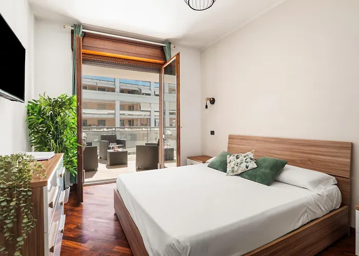 Giramondo Luxefierairport * فيوميتشينو