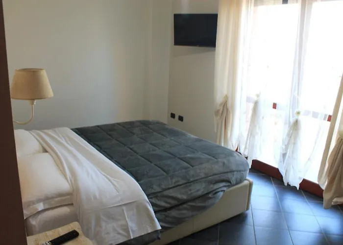 Giramondo Luxefierairport فيوميتشينو