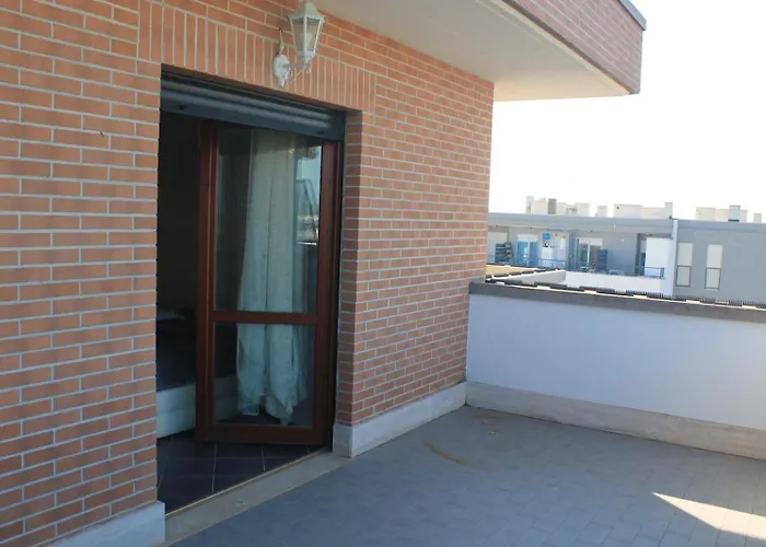 Giramondo Luxefierairport شقة فيوميتشينو