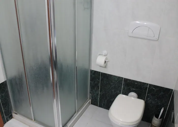 Giramondo Luxefierairport فيوميتشينو